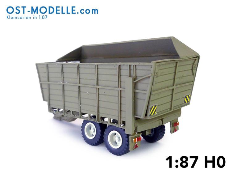 Preview: Fortschritt T088 Schwerguthäckselaufbau F997 - siena weiss